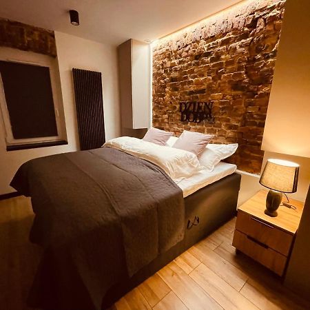 Apartamenty Ktw Park Slaski - Family Delux คาโตวีตเซ ภายนอก รูปภาพ