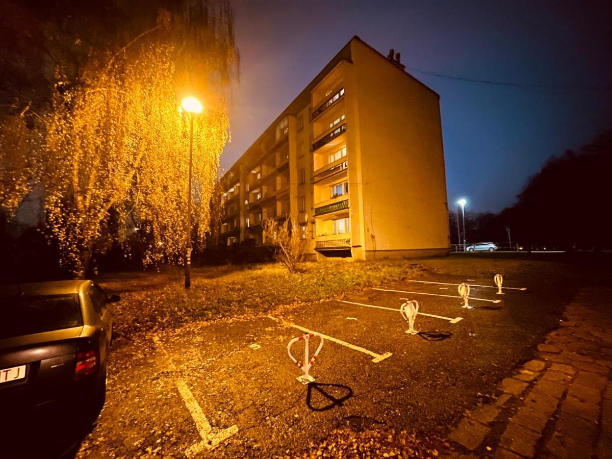 Apartamenty Ktw Park Slaski - Family Delux คาโตวีตเซ ภายนอก รูปภาพ