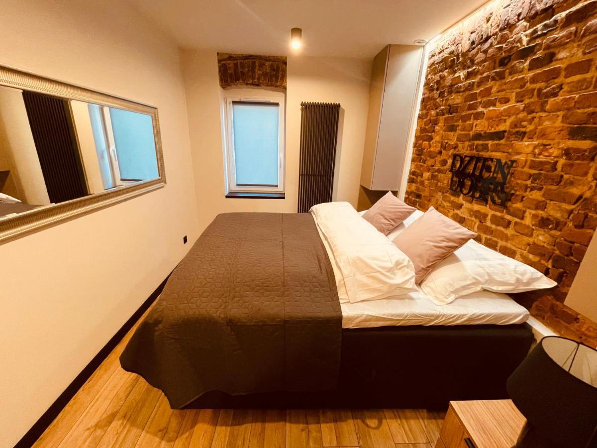 Apartamenty Ktw Park Slaski - Family Delux คาโตวีตเซ ภายนอก รูปภาพ